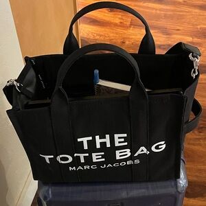 Marc Jacob’s Medium The Tote Bag - Like new